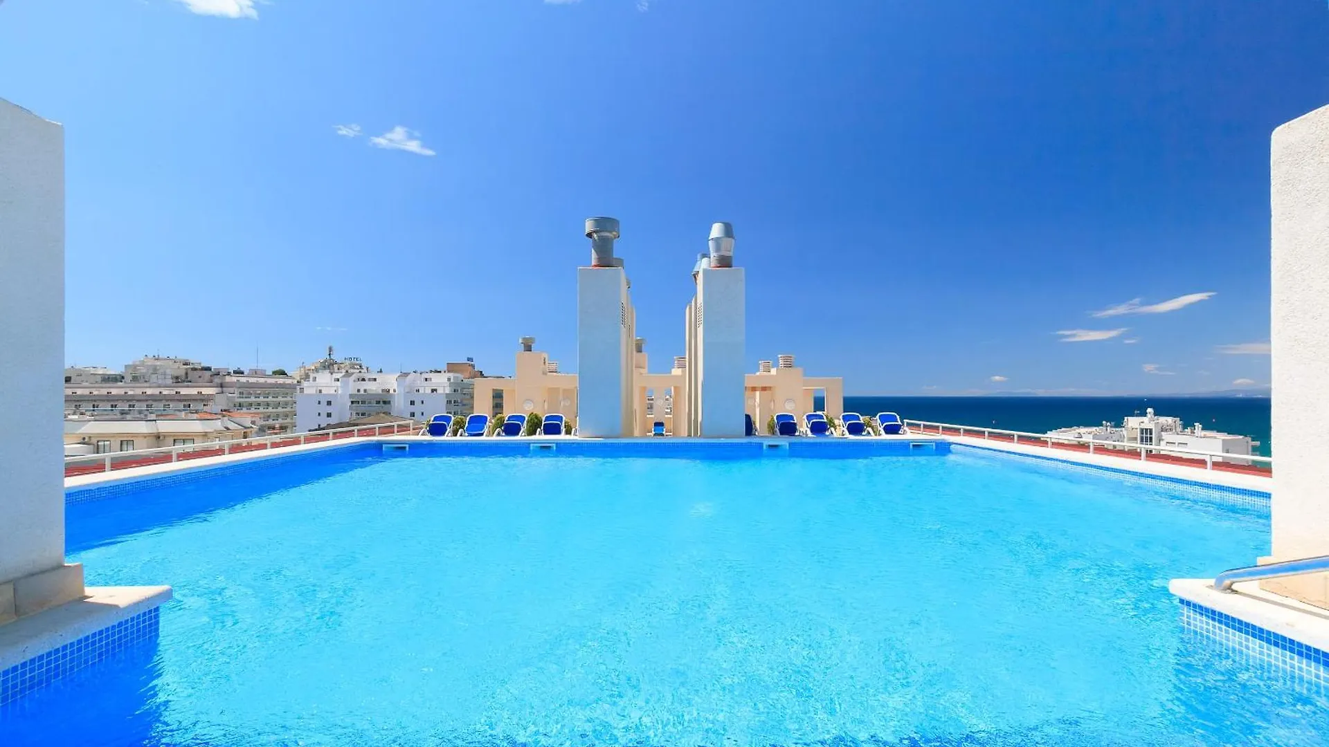 Uhc Central Park Apartments Salou