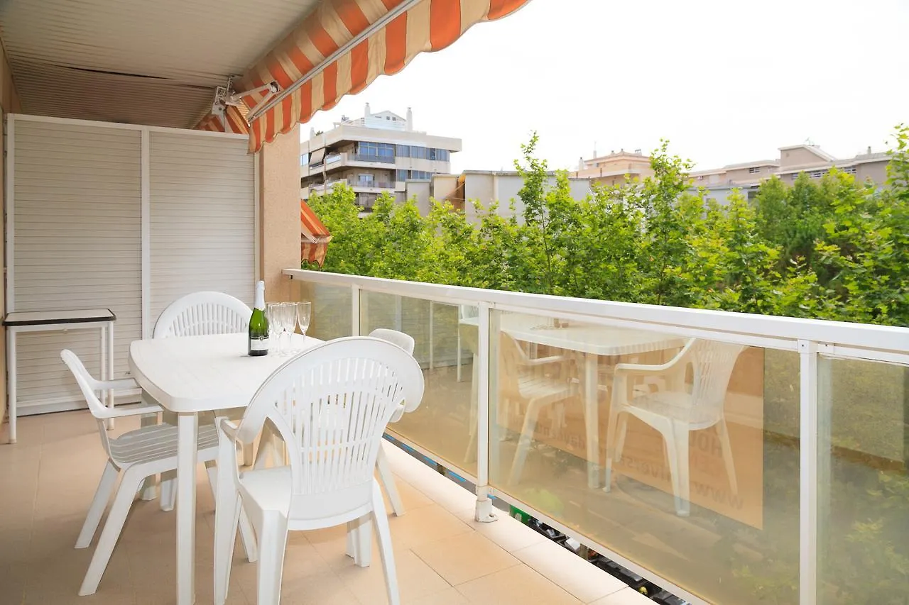 Uhc Central Park Apartments Salou 0*,
